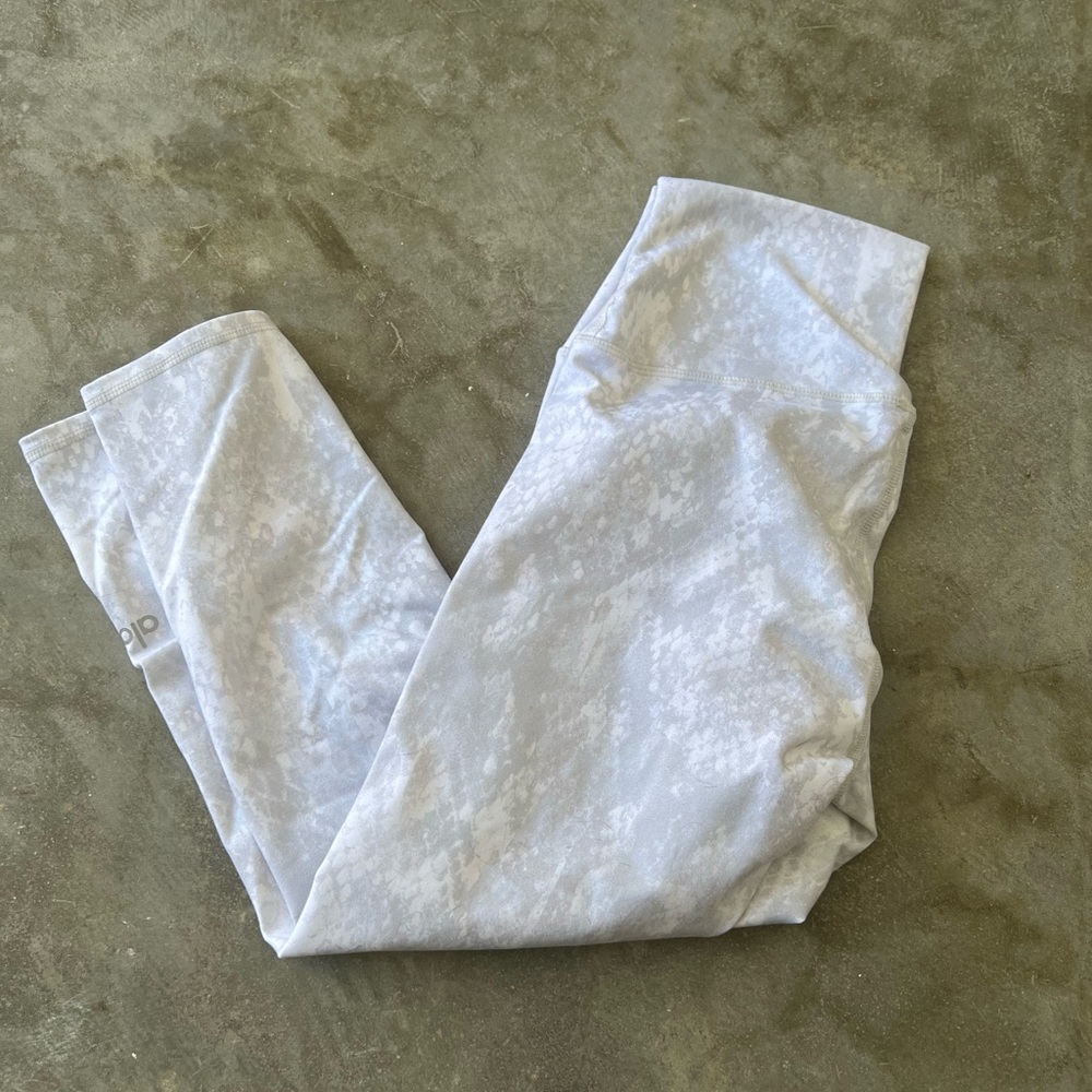 ALO cropped leggings - white camo